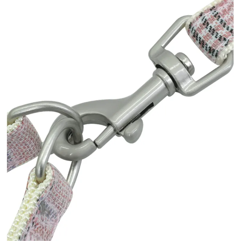 Comfortable Checkered Harness with Leash - With Practical Dog Bag for Walks