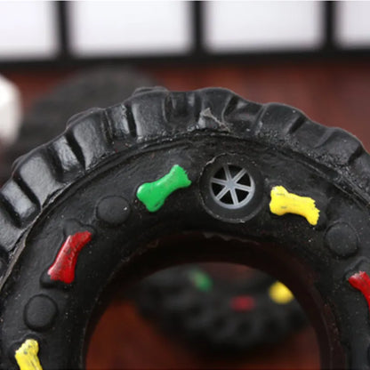 Durable Dog Toy in the Shape of a Tire with Chewable Structure and Colourful Details
