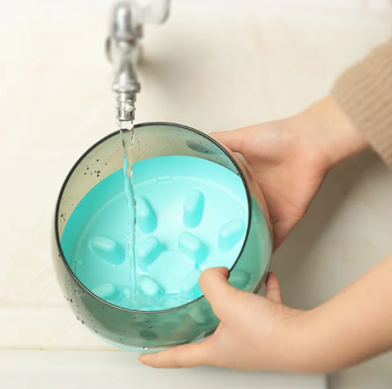 Interactive Dog Bowl – Slow Feeding to Support Health