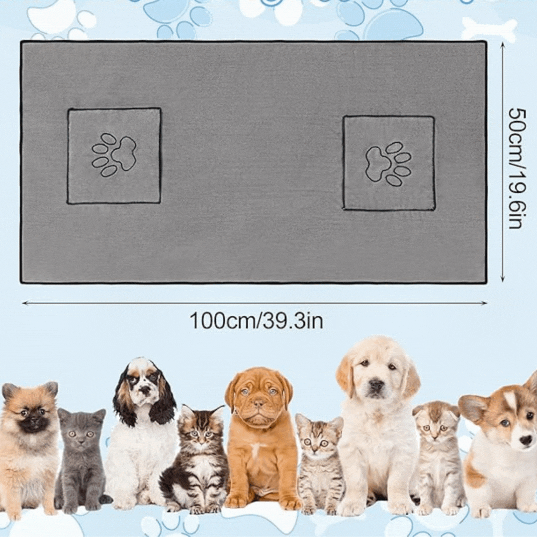Microfiber Towel for Pets with Integrated Pockets
