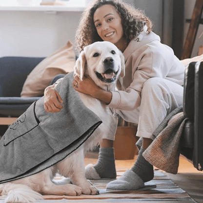 Microfiber Towel for Pets with Integrated Pockets